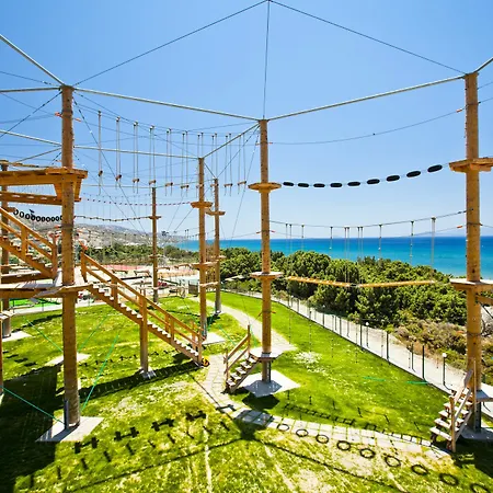 Blue Lagoon Village 5*